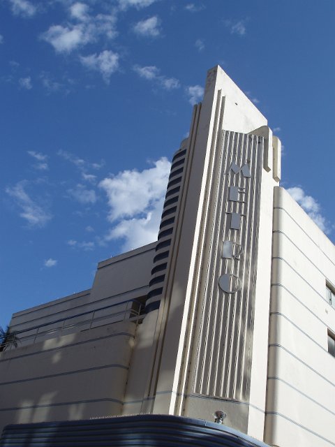 metro_theatre_deco_9123173.JPG