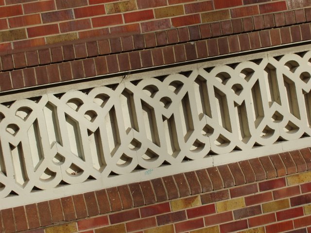 20s patten brickwork freeze
