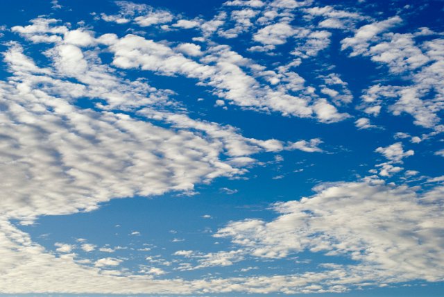 hole in the clouds in the from of letter z