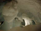 ice_cave5708.jpg (2393734 bytes)